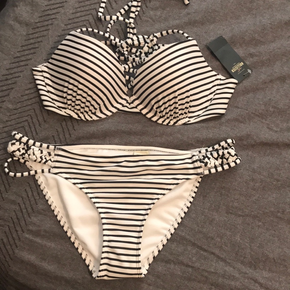 Hollister 2 piece bikini